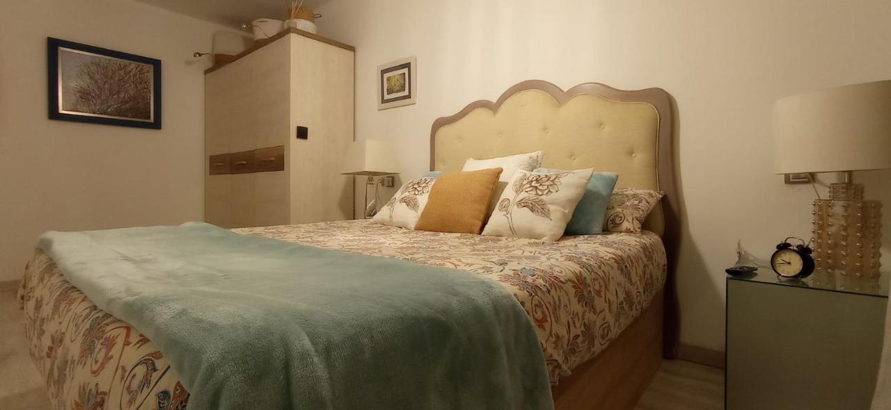 Ferienwohnung Apartamento La Escalerona Con Vistas Al Mar Gijón Exterior foto